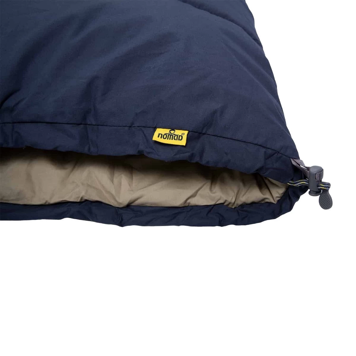 NOMAD® Blazer Classic '78 XL Slaapzak - Dekenmodel - Max Lichaamslengte 205 Cm 17 NOMAD® Blazer Classic '78 XL Slaapzak - Dekenmodel - Max Lichaamslengte 205 Cm - Afbeelding 17