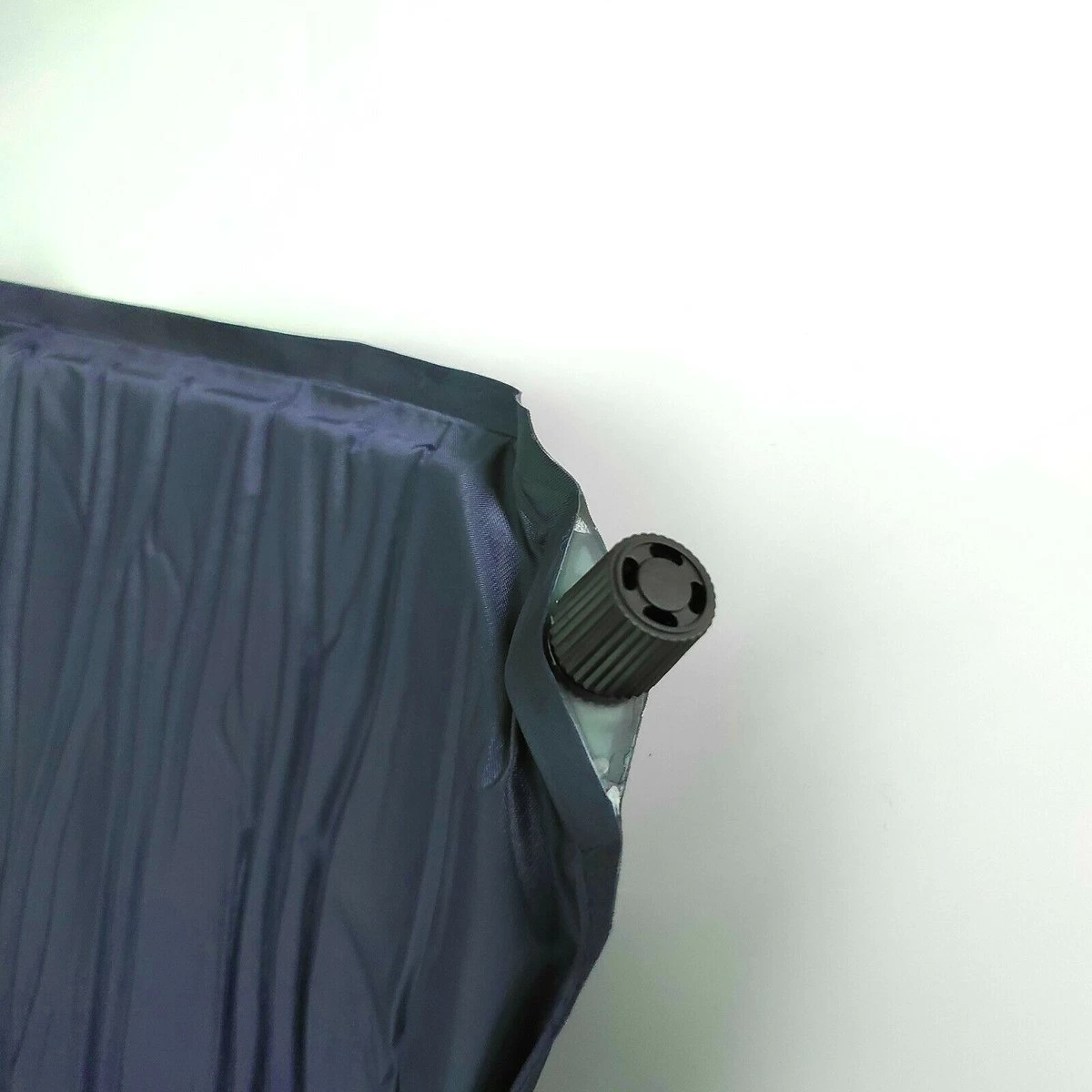 HikeMeister- Slaapmat - 200x 66 X 10 Cm - Zelfopblazend - 1 Persoons - Blauw 3 HikeMeister- Slaapmat - 200x 66 X 10 Cm - Zelfopblazend - 1 Persoons - Blauw - Afbeelding 3