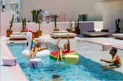 Merkloos Polarbox - Koelbox - Met Schouderband - Paars - 12 Liter - 40x26x(H)23cm -Buiten Kamperen 1200x798 15