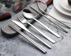 House Of Husk Reisbestek - Reis Bestekset - Chopsticks - Metalen Rietjes Met Borstel - Lepel - Vaatwasserbestendig - RVS - 7 Delig - Zilver -Buiten Kamperen 1200x940 4